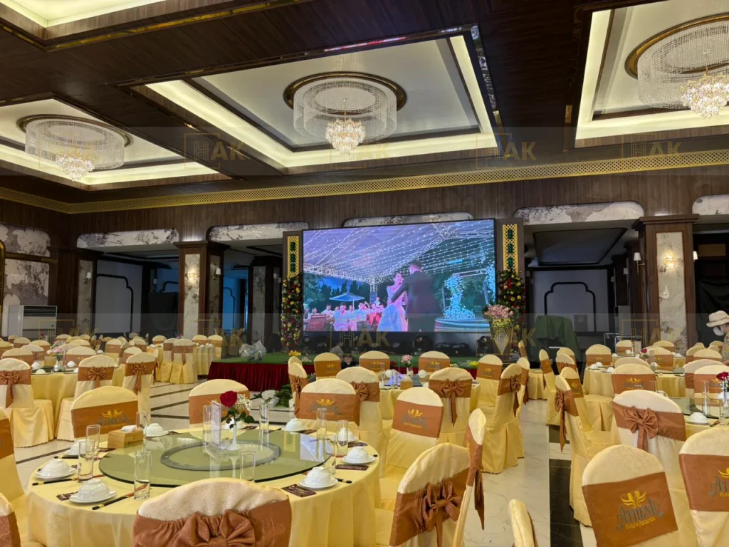 Cách tính kích thước màn hình LED nhà hàng tiệc cưới tỷ lệ 16:9 do HAK LED thi công